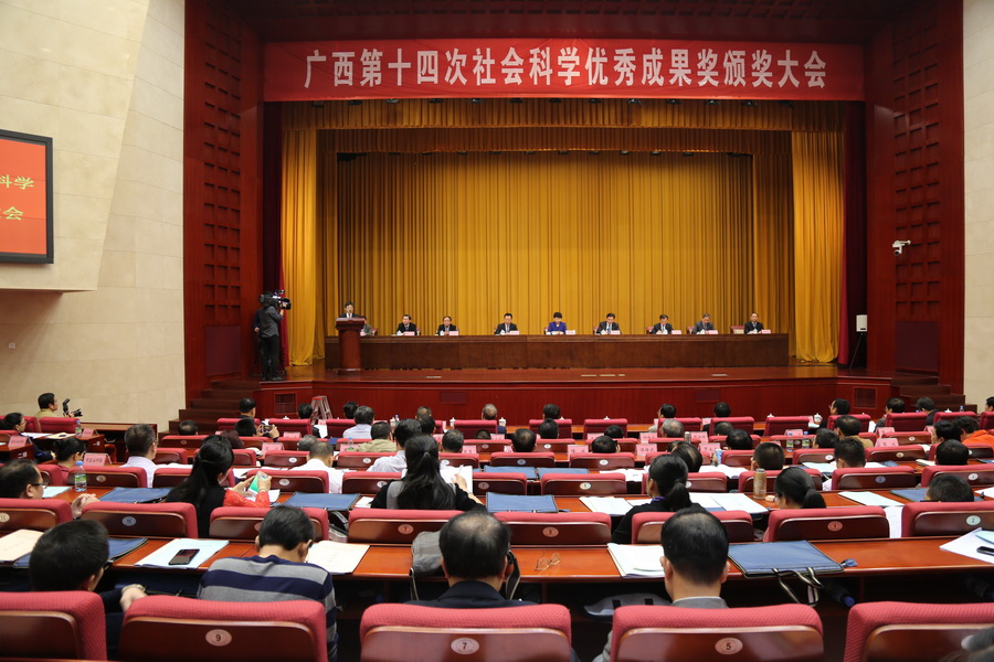 2--1R3A1336-2.jpg