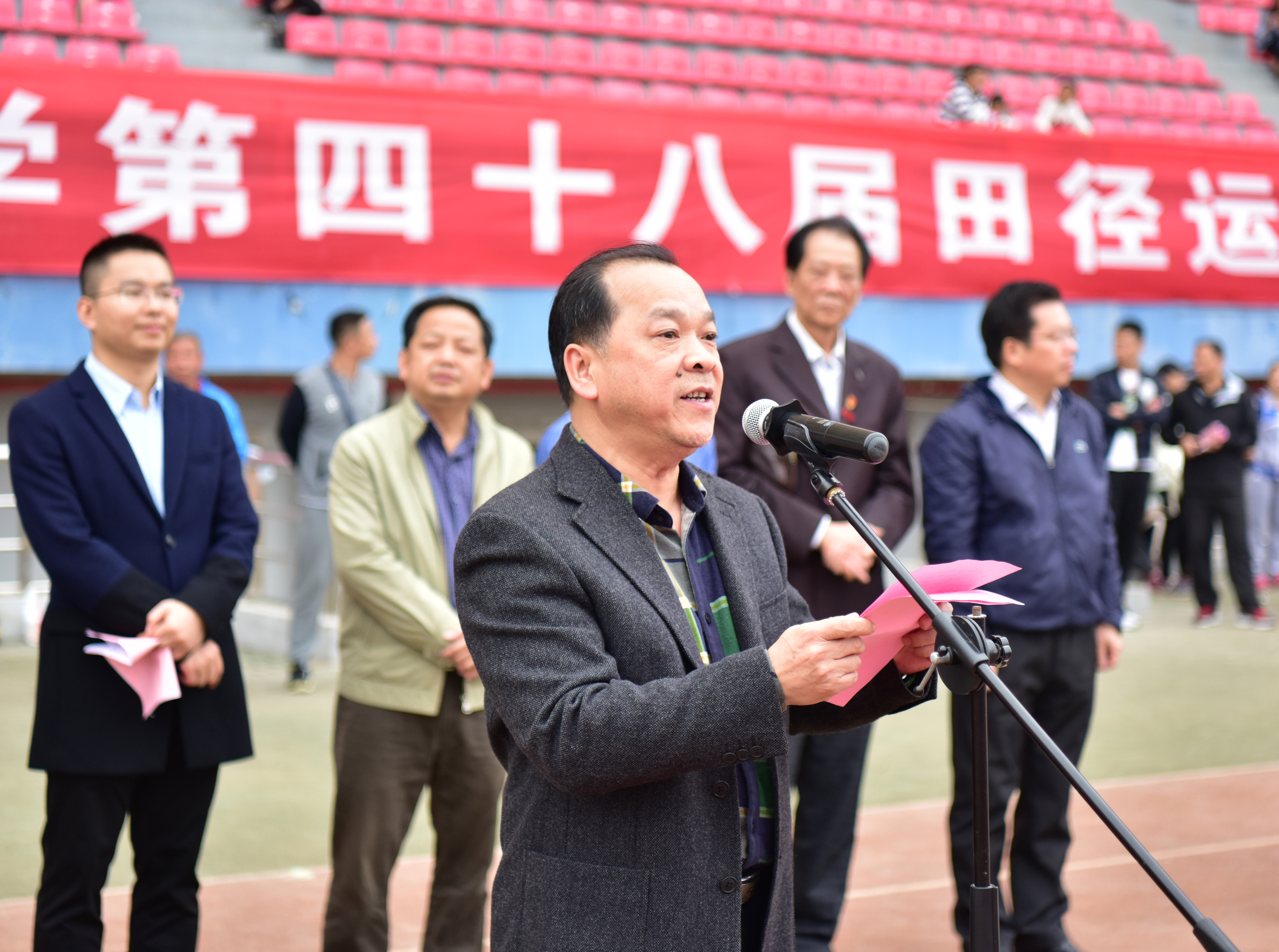 白晓军副校长致辞9.jpg 白晓军副校长致辞9.jpg