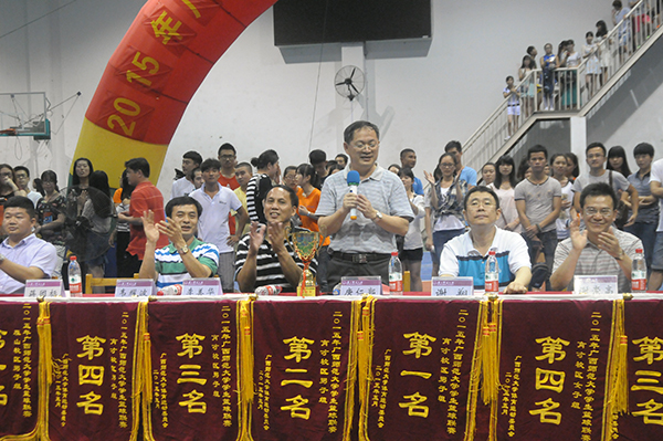 唐仁郭副书记讲话（谭文清/摄）