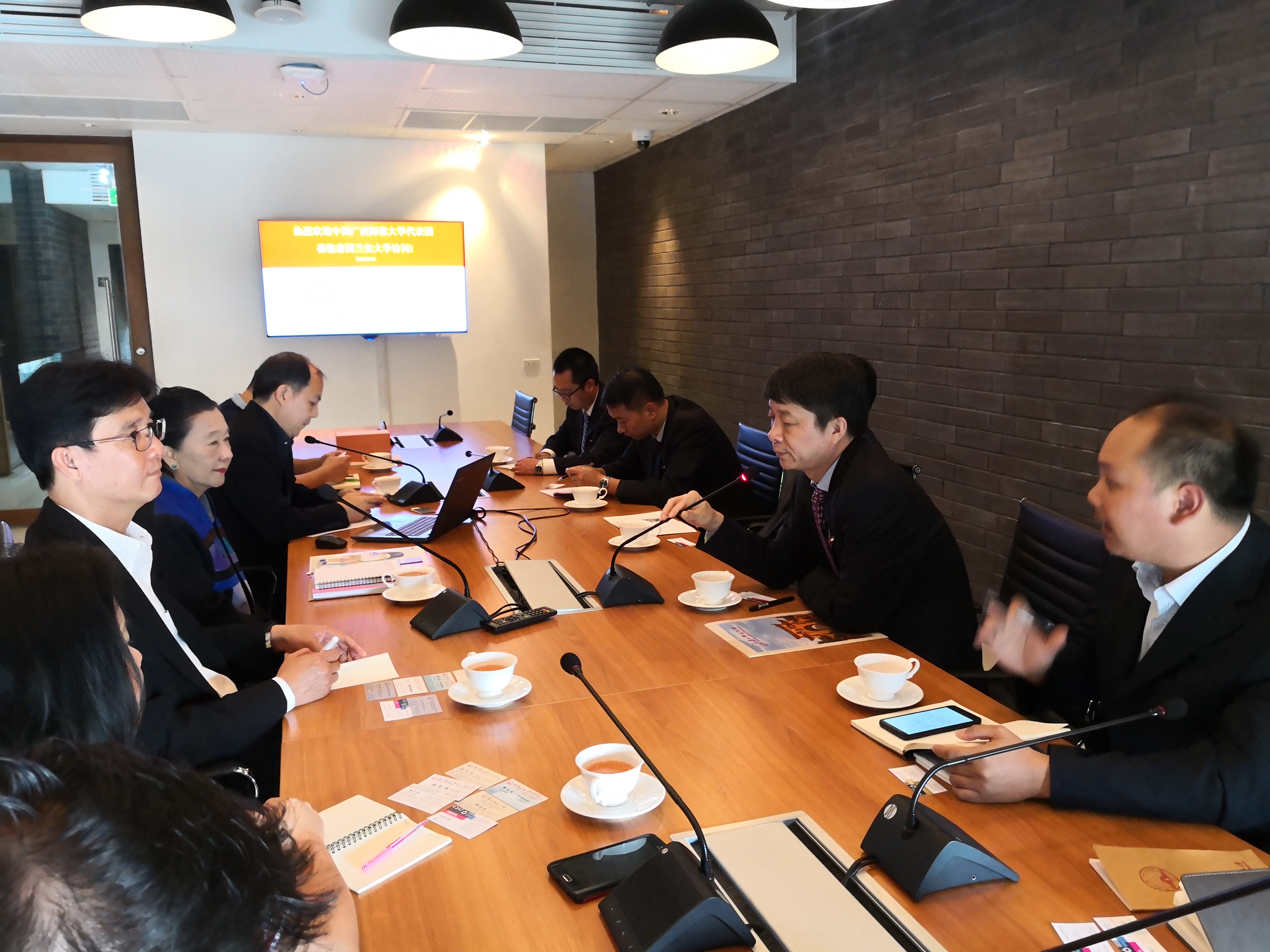 3.代表团与兰实大学Choong Chee Keong副校长等会谈.jpg