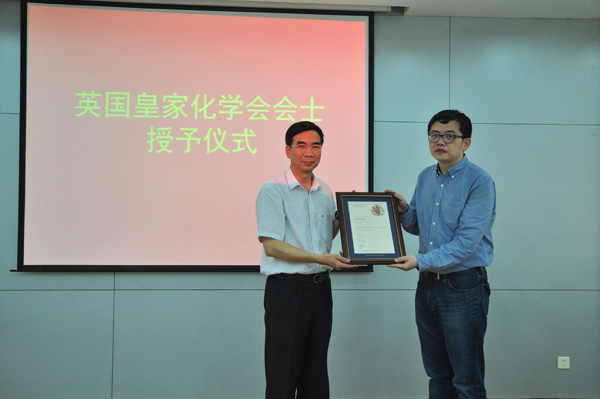 2015年5月，梁宏教授入选英国皇家                    </div></div>
                                <!--新闻内容结束-->

                                <div class=