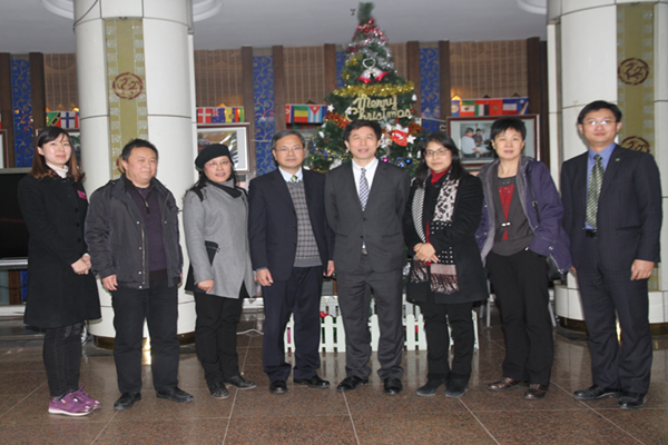 3 合影留念.png 3 合影留念.png