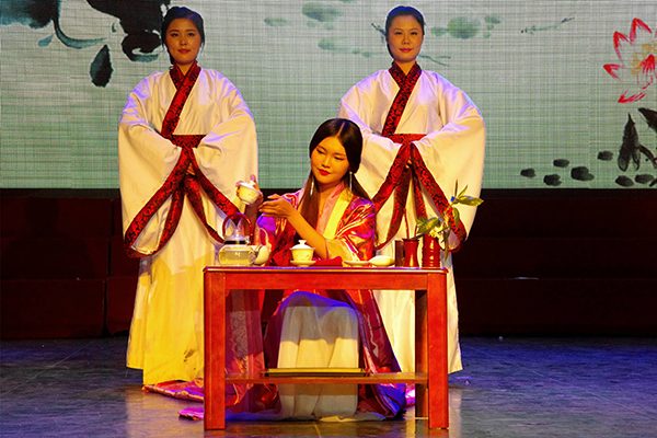 节目表演