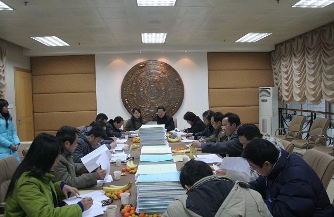 文科组会审现场