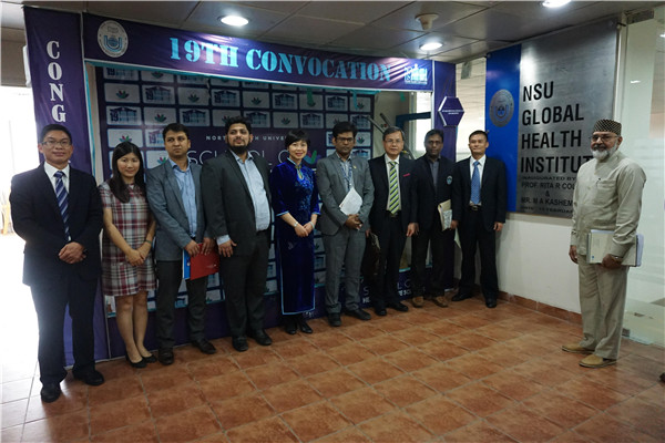 4 参观孟加拉南北大学全球健康研究中心.jpg 4 参观孟加拉南北大学全球健康研究中心.jpg