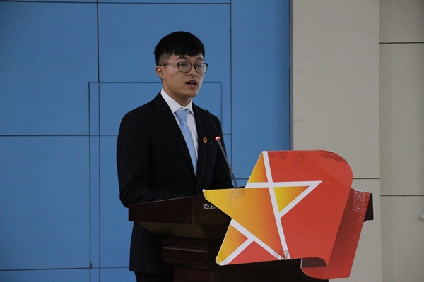 第十期学员进行学习汇报.JPG