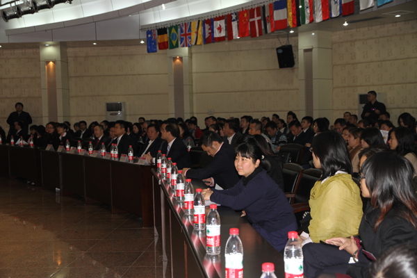 首届广西华侨华人社团中青年负责人研习班开班典礼（国际交流处供图）