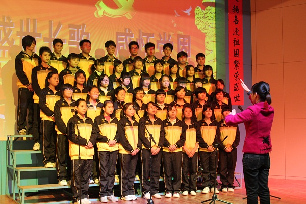 唱响革命经典  绽放青春魅力