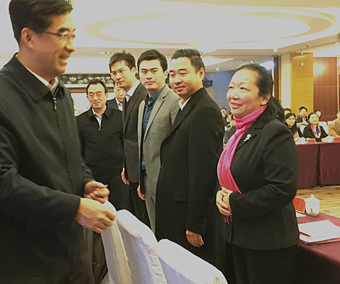 团中央书记处书记秦宜智与我校王                    </div></div>
                                <!--新闻内容结束-->

                                <div class=