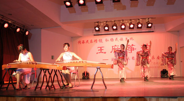 筝与舞蹈《樱花》。