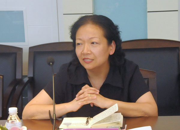 校党委王枬书记做总结发言。
