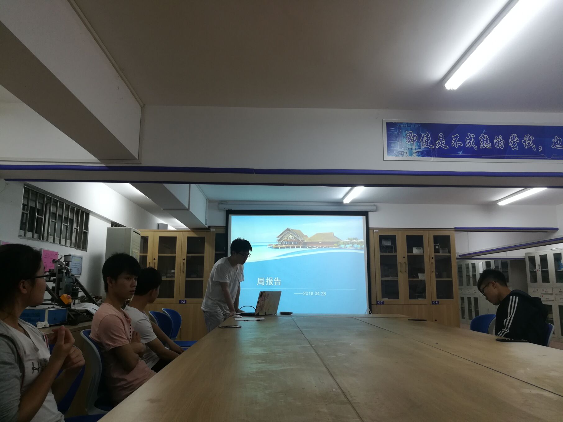 电子信息创客空间实景图2.jpg 电子信息创客空间实景图2.jpg