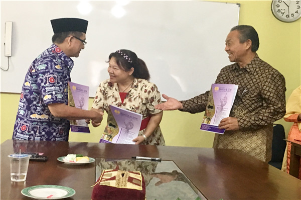 1.签署教学点合作办学协议.jpg