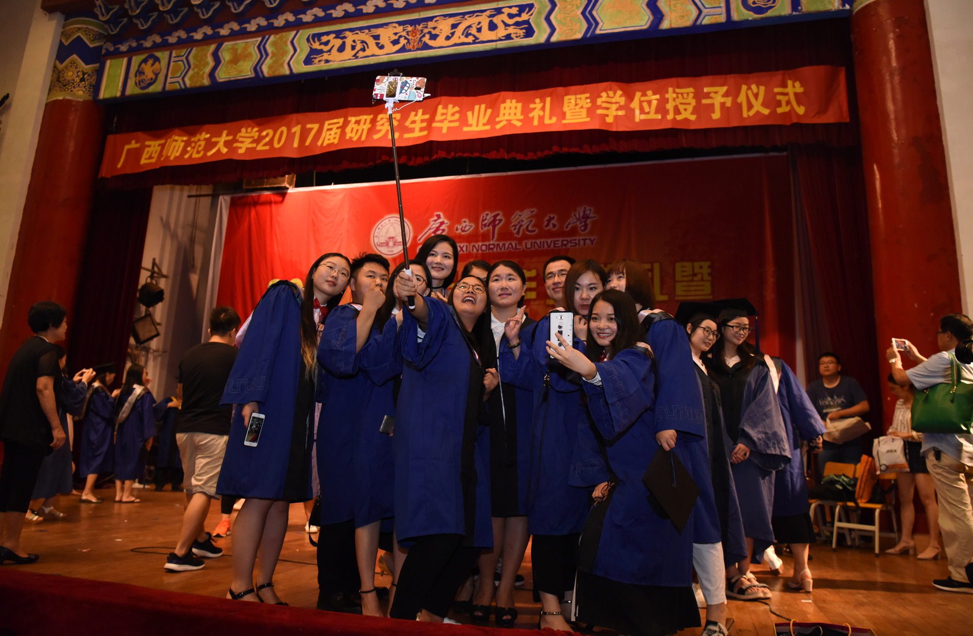 我们毕业了0.jpg