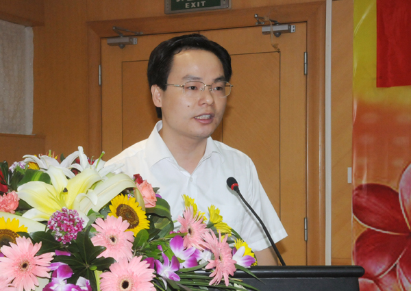                     </div></div>
                                <!--新闻内容结束-->

                                <div class=