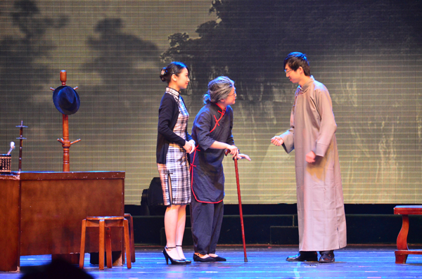 《秋声赋》演出剧照 （杨凯 大学生通讯社 韦一琦摄）