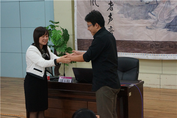 刘老师讲解文化礼仪