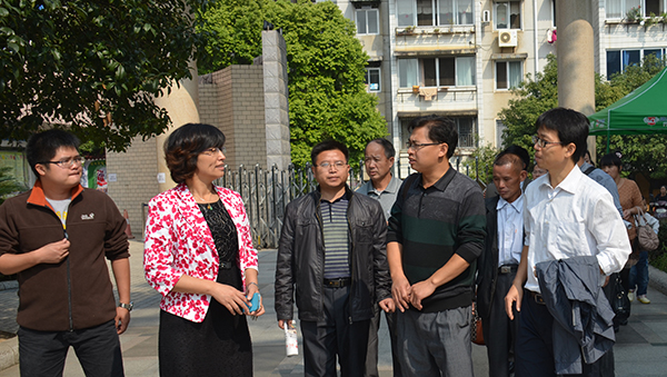 文洞完小教师代表一行到卓然小学参观