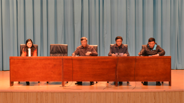 润松集团董事长马晓珍、副总蒋晓群、总经济师秦海樱参加此次会议