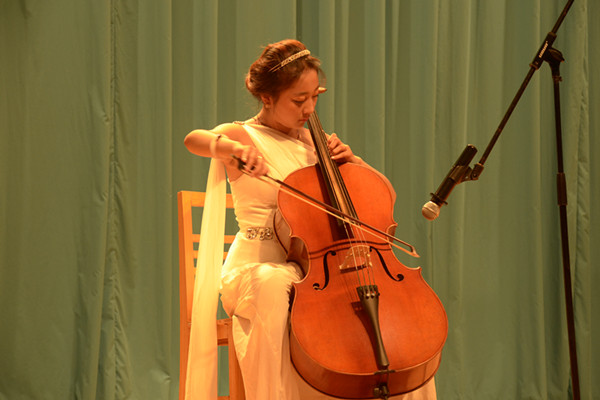 大提琴独奏《船歌》