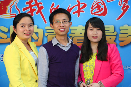 访谈现场照片（左起：梁丽娜、刘仁路、陈凤莉）