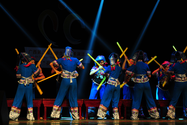 大艺展精彩                    </div></div>
                                <!--新闻内容结束-->

                                <div class=