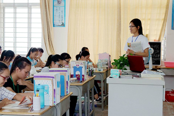 实习生公开课.jpg