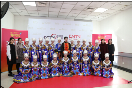 接收央视网采访.jpg 接收央视网采访.jpg