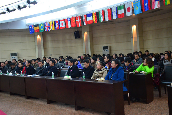 报告会现场(大学生通讯社 陈园园 摄)