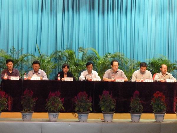 “区培计划”——初中学科骨干教师第一批培训开班仪式现场