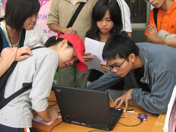 信息技术普及周活动现场。