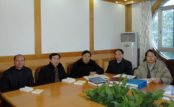 马克思 </div></div>
<!--新闻内容结束-->
<div class=