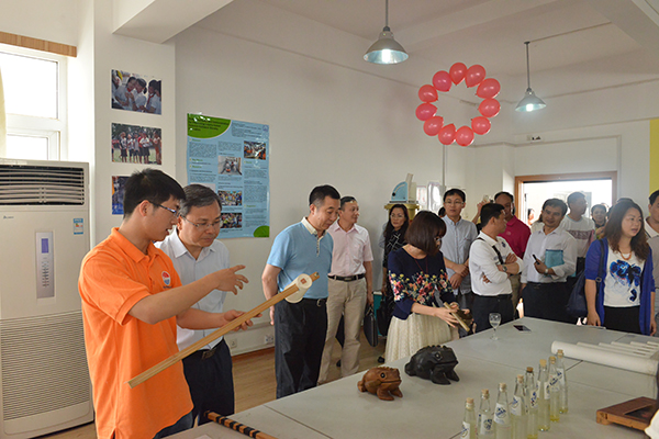 参观兴华科学探究馆