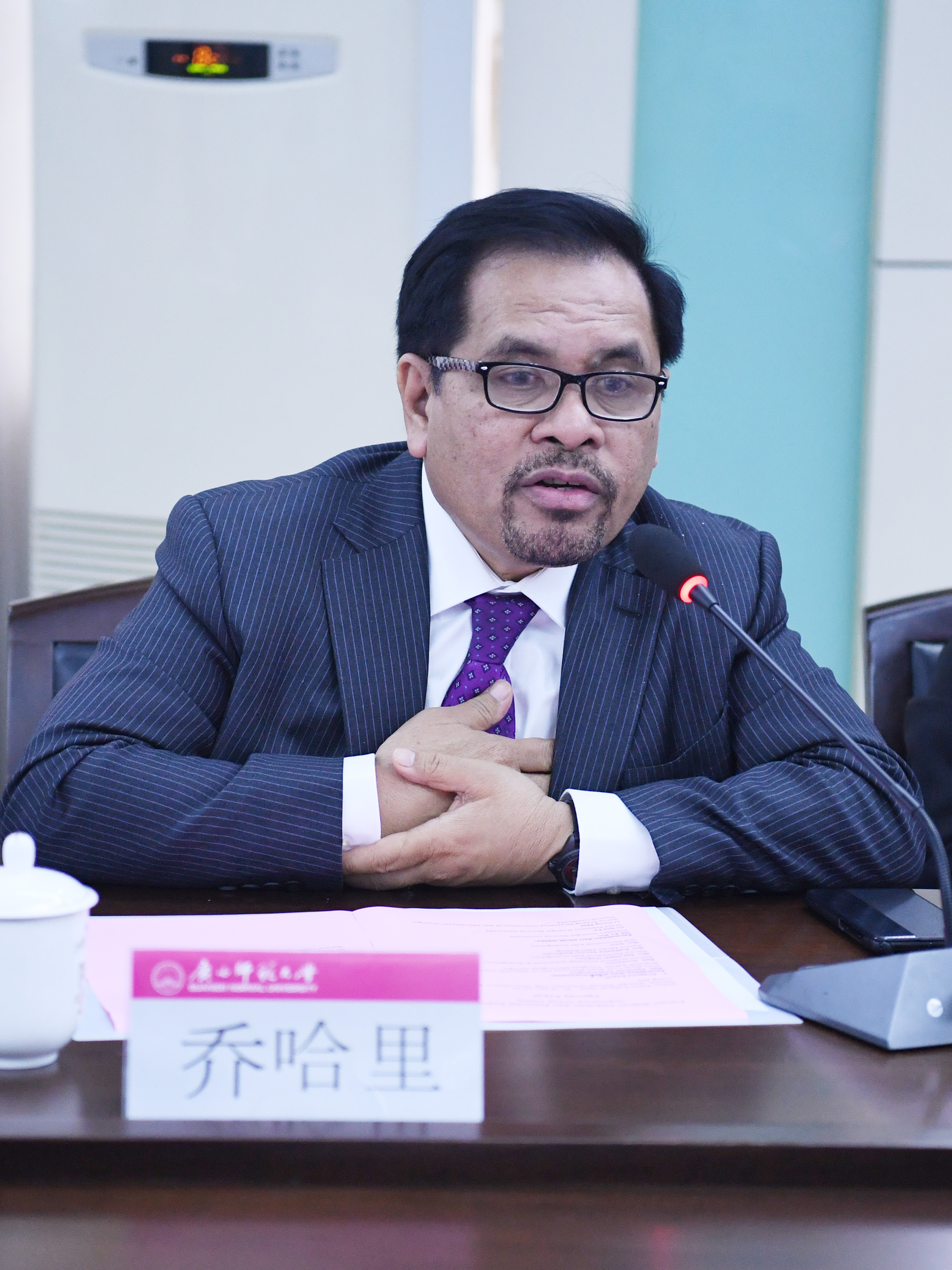 印度尼西亚共和国驻华大使访问我校