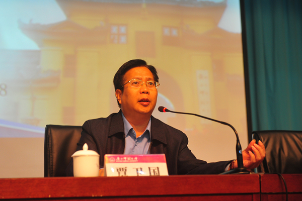 覃卫国副校长主                    </div></div>
                                <!--新闻内容结束-->

                                <div class=