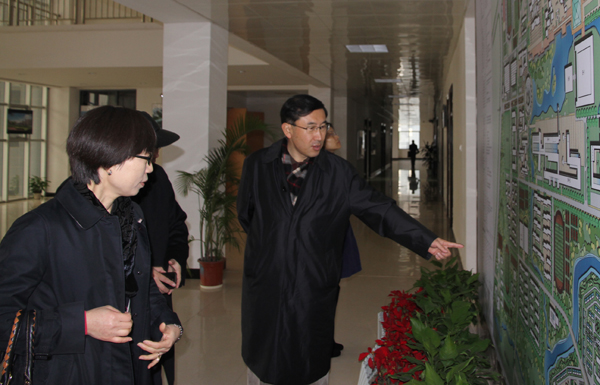 李昇勋校长参观雁山校区