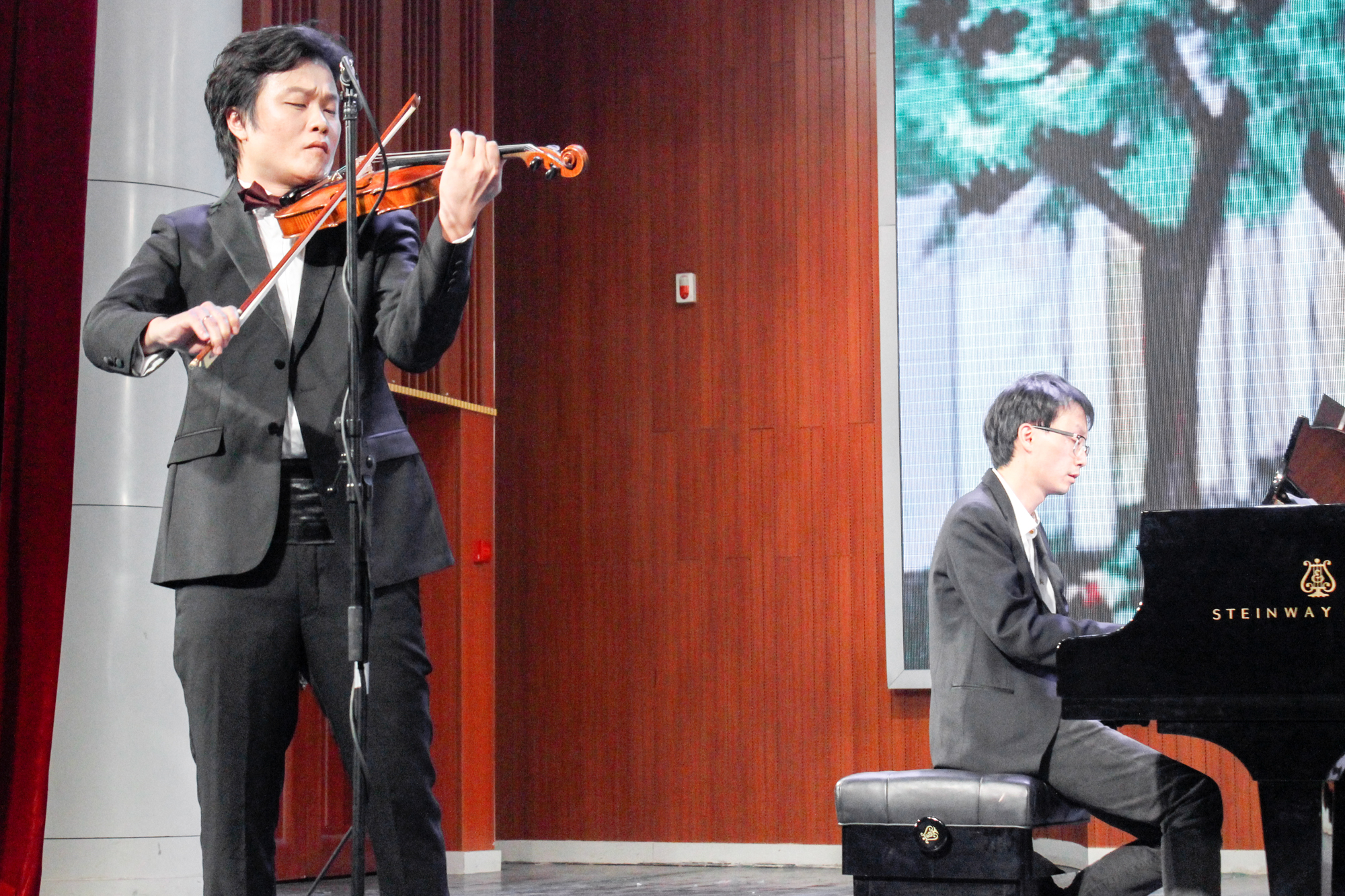 5 查尔达什舞曲 （大学生通讯社 谢婧姝摄）9.jpg