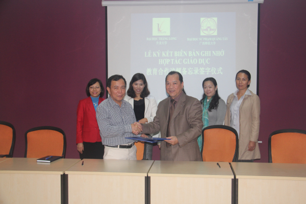 我校代表团与越南升龙大学签订合作协议
