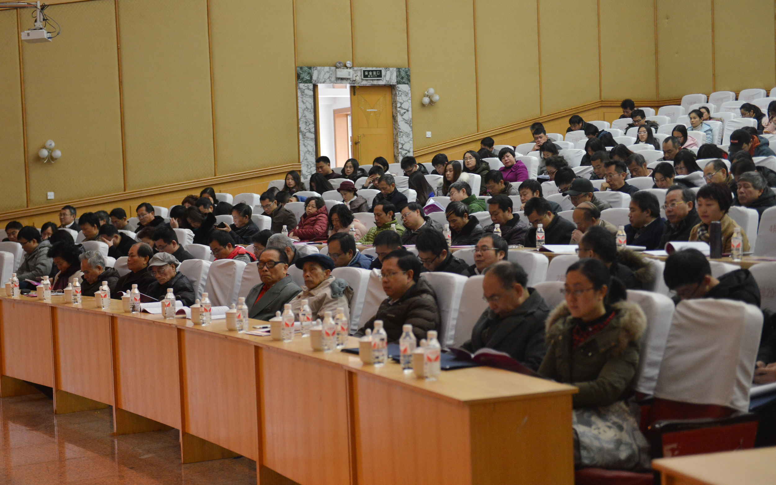 会议现场１１.jpg