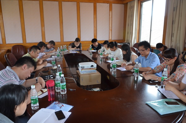 首批辅导员家访总结座谈会