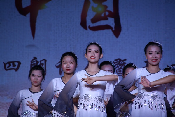 物理科学与技术学院《青春对话》.JPG