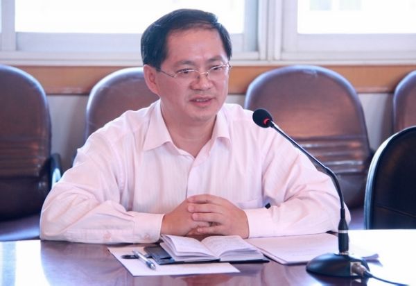 唐仁郭副书记在会议上讲话