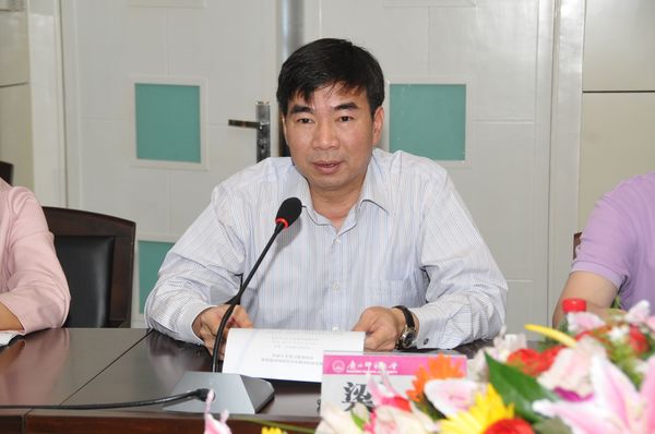 梁宏校长主 </div></div>
<!--新闻内容结束-->
<div class=