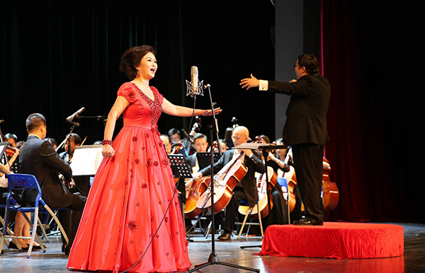 董灵演唱《江山》