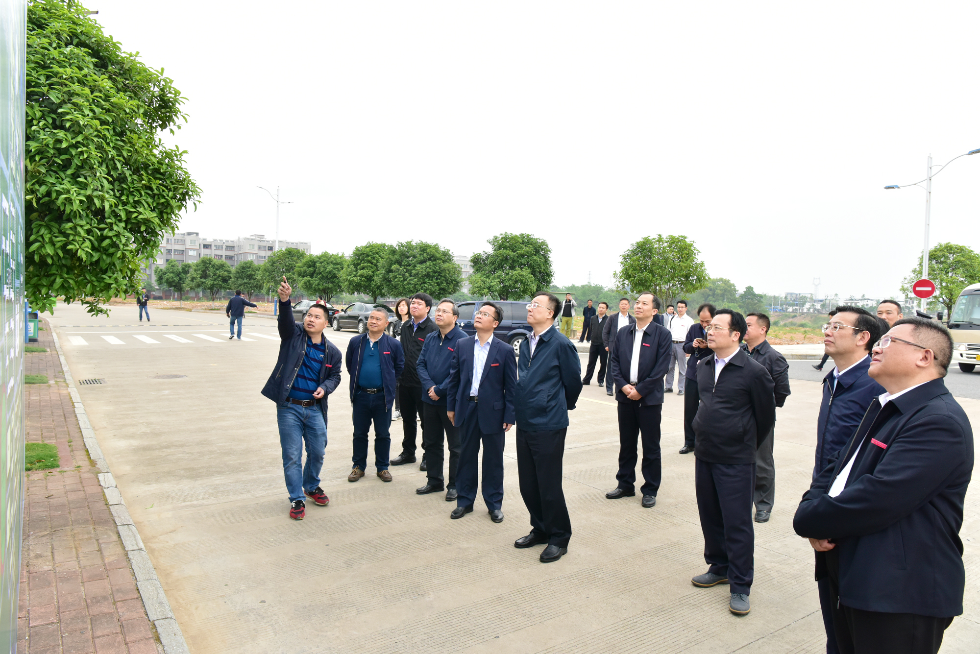 听取雁山校区规划建设9.jpg