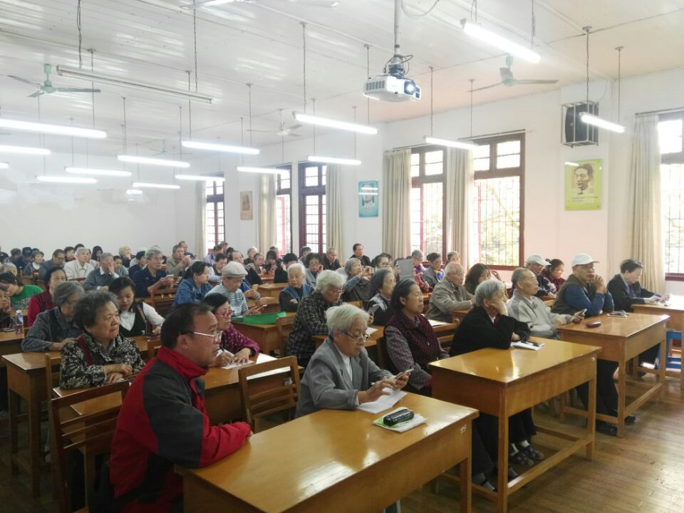 智能手机培训会现场_副本.jpg