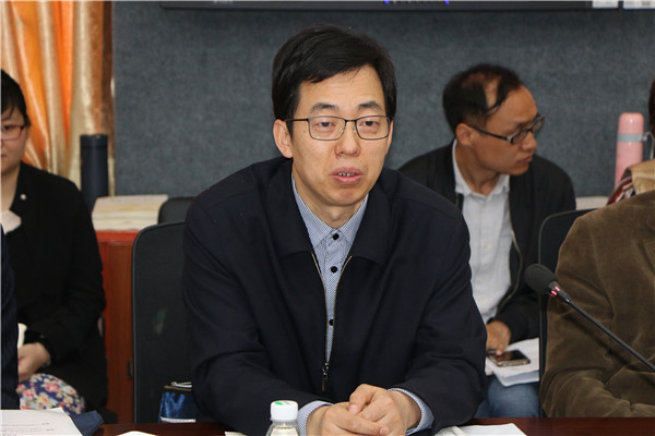 C:/Users/lenovo/Desktop/中央编译局副局长季正聚讲话.jpg C:/Users/lenovo/Desktop/中央编译局副局长季正聚讲话.jpg