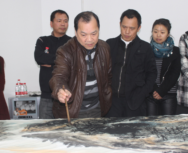 白晓军副校长参加书画创作活动