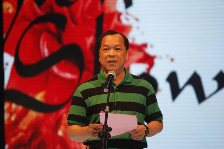 白晓军副校长在发布会上致辞