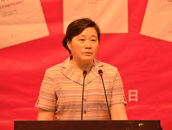 广西教育厅副厅长杨伟嘉讲话（田坤　摄）